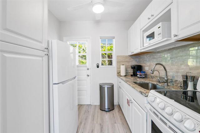 3015 Seville Street 7, Fort Lauderdale, FL 33304