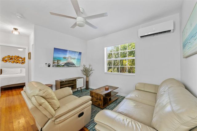 3015 Seville Street 7, Fort Lauderdale, FL 33304