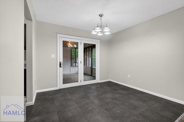 720 Thornwood Way, Hinesville, GA 31313