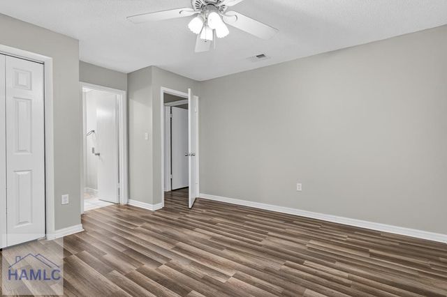 720 Thornwood Way, Hinesville, GA 31313