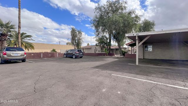 2501 W BELMONT Avenue Apt 3, Phoenix, AZ 85051