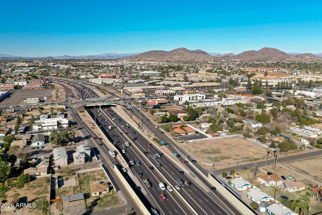2501 W BELMONT Avenue Apt 3, Phoenix, AZ 85051