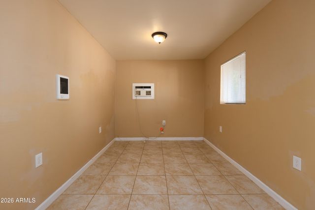2501 W BELMONT Avenue Apt 3, Phoenix, AZ 85051