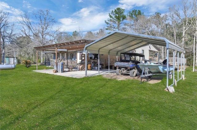 2000 E Beverly Drive, Shepherd, TX 77371