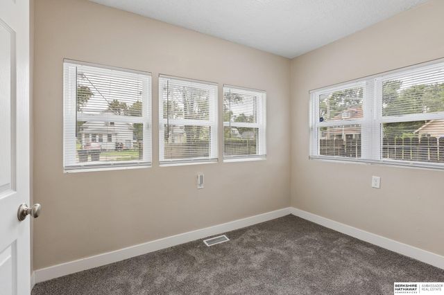 2619 Fort Street, Omaha, NE 68111