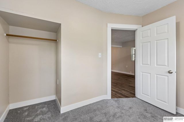 2619 Fort Street, Omaha, NE 68111