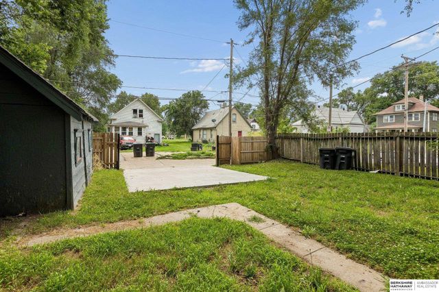 2619 Fort Street, Omaha, NE 68111