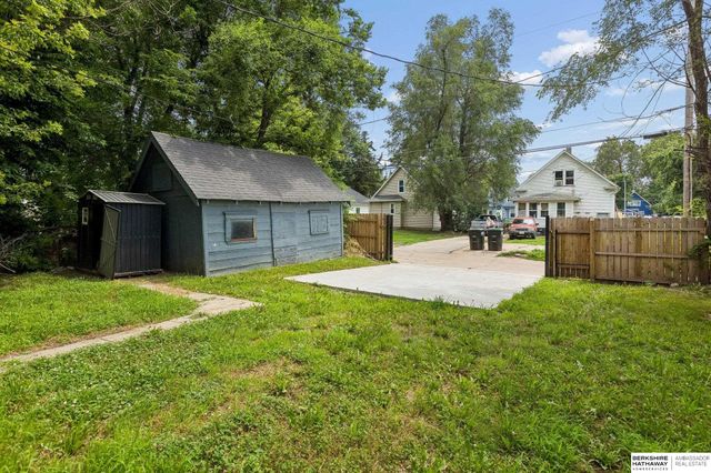 2619 Fort Street, Omaha, NE 68111