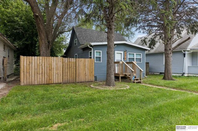 2619 Fort Street, Omaha, NE 68111