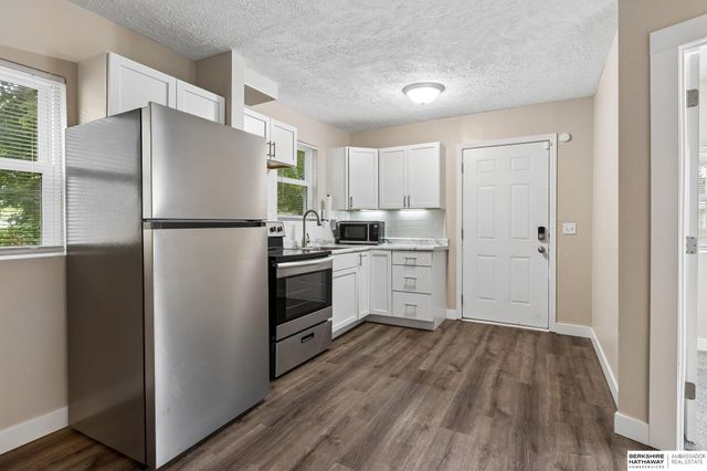 2619 Fort Street, Omaha, NE 68111