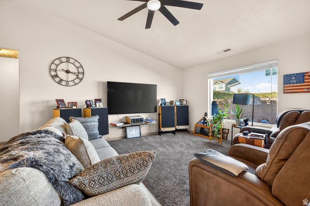 1269 E PINE VALLEY ST, Washington, UT 84780