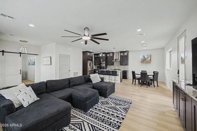 48403 N 27TH Avenue, New River, AZ 85087