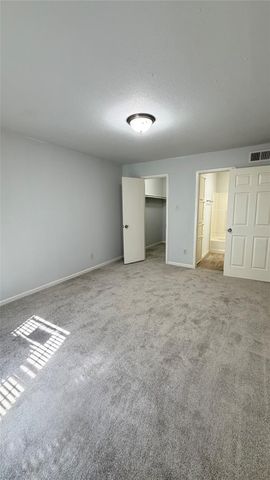 7200 Clarewood Drive 1702, Houston, TX 77036