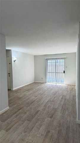 7200 Clarewood Drive 1702, Houston, TX 77036