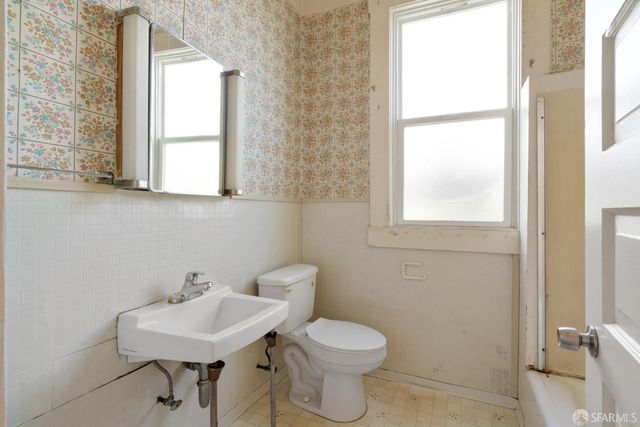 203 Hoffman Avenue, San Francisco, CA 94114