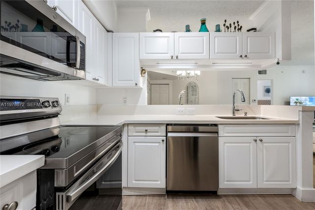 17100 N Bay Rd 1414, Sunny Isles Beach, FL 33160