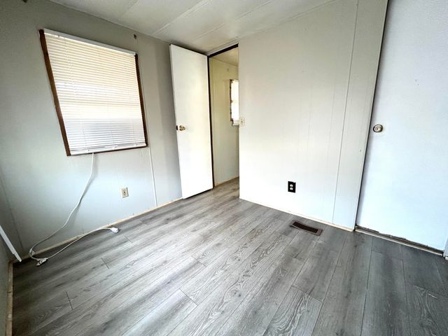 714 Farmer LN, Vinton, VA 24179