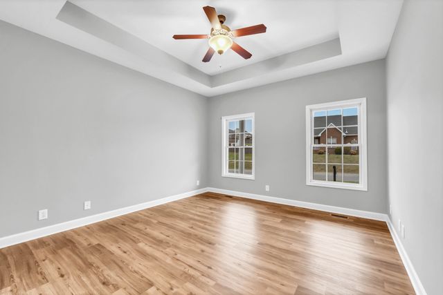 154 Derwent Dr, Clarksville, TN 37040