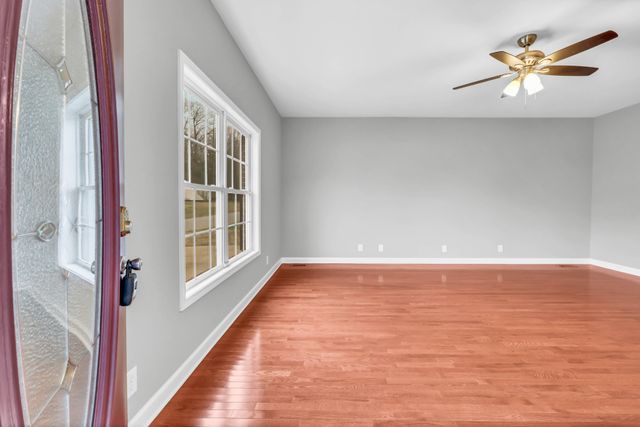 154 Derwent Dr, Clarksville, TN 37040