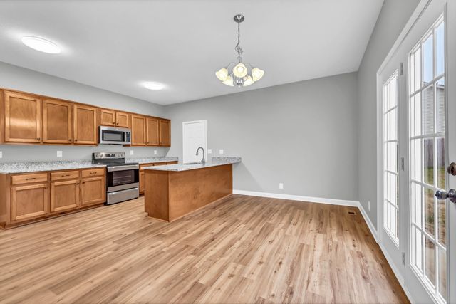 154 Derwent Dr, Clarksville, TN 37040