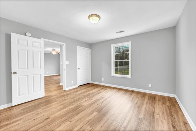 154 Derwent Dr, Clarksville, TN 37040