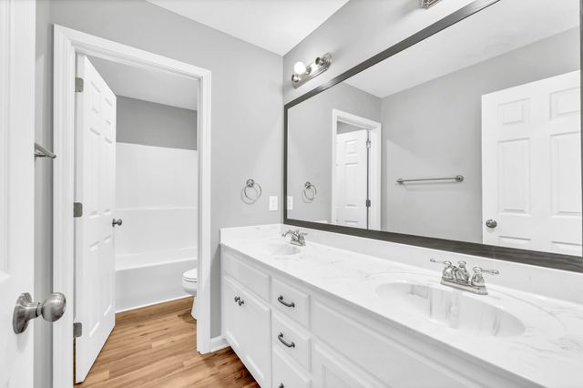 154 Derwent Dr, Clarksville, TN 37040