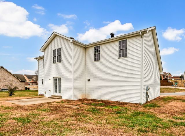 154 Derwent Dr, Clarksville, TN 37040