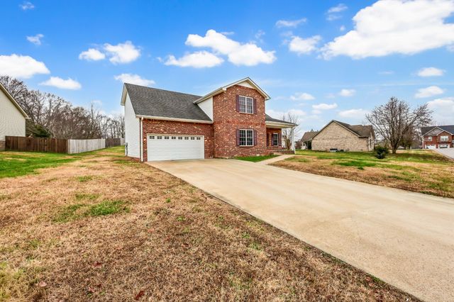 154 Derwent Dr, Clarksville, TN 37040