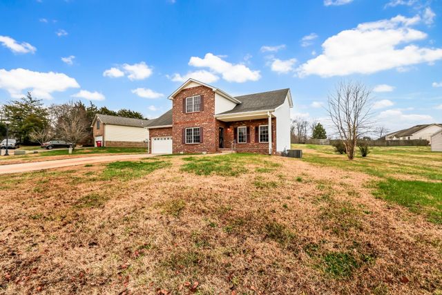 154 Derwent Dr, Clarksville, TN 37040