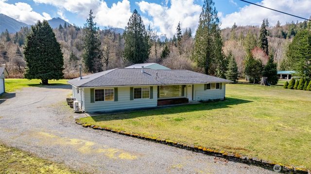 45504 Concrete Sauk Valley Road, Concrete, WA 98237