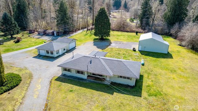45504 Concrete Sauk Valley Road, Concrete, WA 98237
