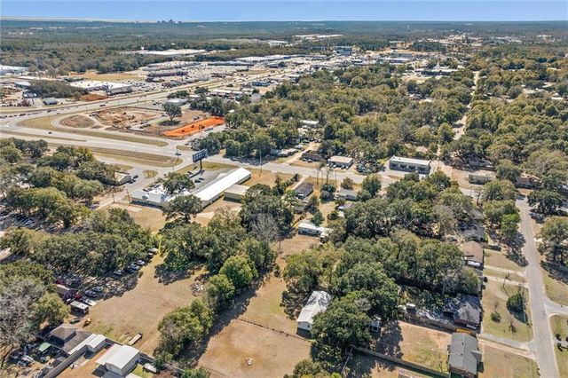 5674 Nevius Road, Mobile, AL 36619