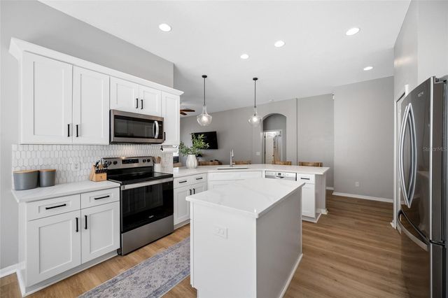 18108 FALL CREEK DRIVE, Lutz, FL 33558