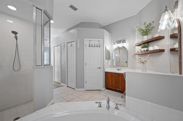 18108 FALL CREEK DRIVE, Lutz, FL 33558