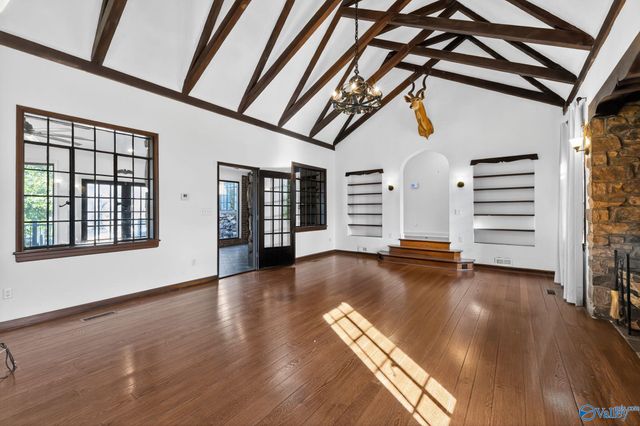 2710 Hilltop Circle, Gadsden, AL 35904