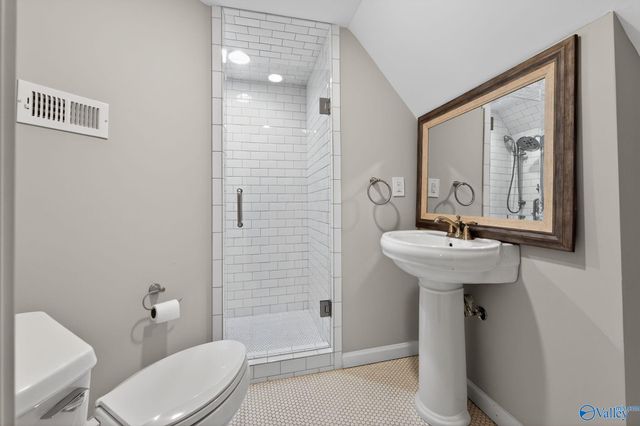 2710 Hilltop Circle, Gadsden, AL 35904