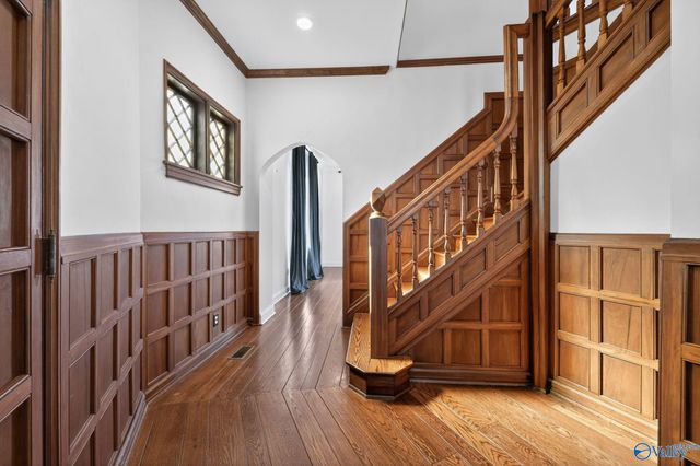 2710 Hilltop Circle, Gadsden, AL 35904