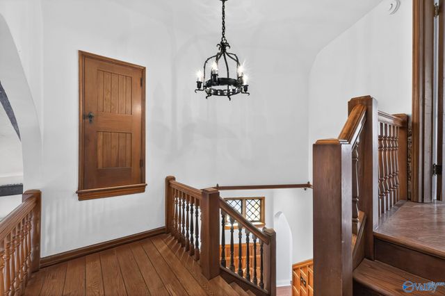 2710 Hilltop Circle, Gadsden, AL 35904