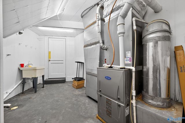 2710 Hilltop Circle, Gadsden, AL 35904