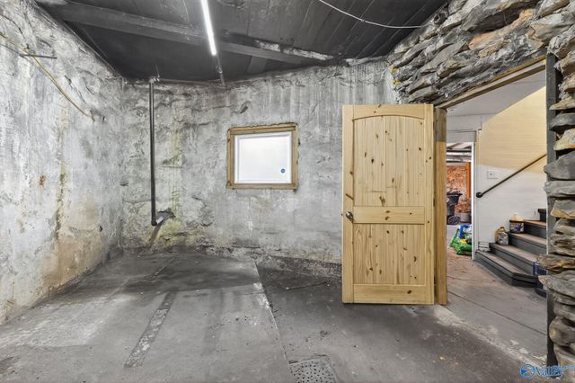 2710 Hilltop Circle, Gadsden, AL 35904