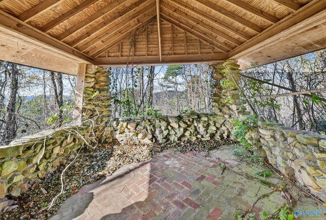 2710 Hilltop Circle, Gadsden, AL 35904