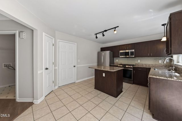 410 Bergen Avenue, Apex, NC 27502