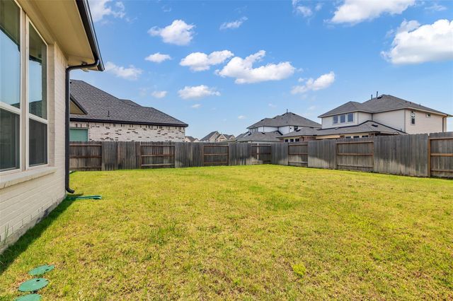 9219 Trimble Landing Drive, Tomball, TX 77375