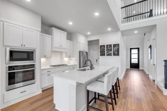 9219 Trimble Landing Drive, Tomball, TX 77375
