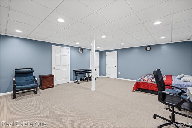 8335 Bernice, Center Line, MI 48015
