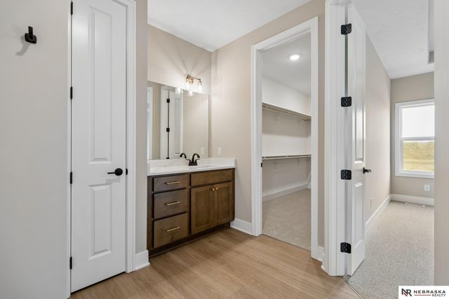3812 Prairie Breeze Road, Lincoln, NE 68516