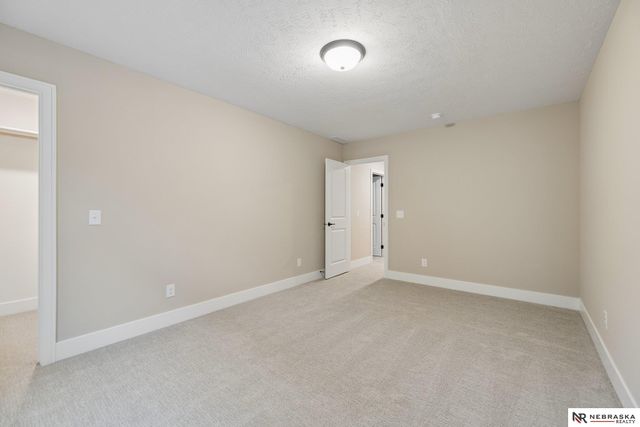 3812 Prairie Breeze Road, Lincoln, NE 68516
