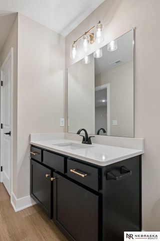 3812 Prairie Breeze Road, Lincoln, NE 68516