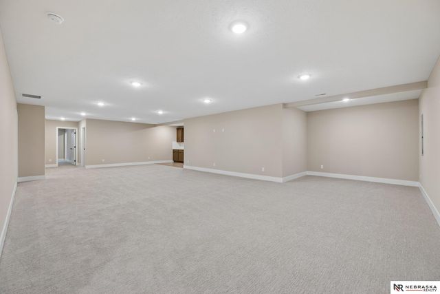 3812 Prairie Breeze Road, Lincoln, NE 68516