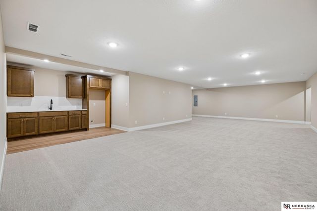 3812 Prairie Breeze Road, Lincoln, NE 68516